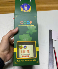 In vỏ hộp giấy đựng rượu mơ