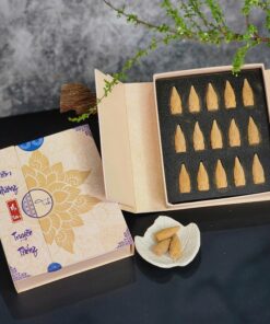 In hộp cứng trầm nụ